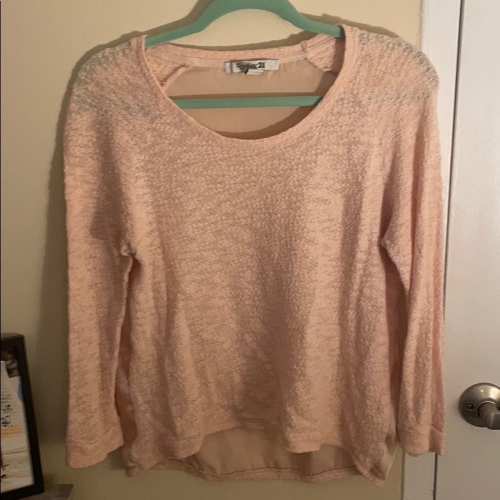 Light pink sweater